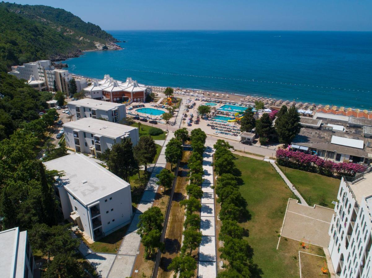 Pearl Beach Hotel & Resort Čanj Buitenkant foto